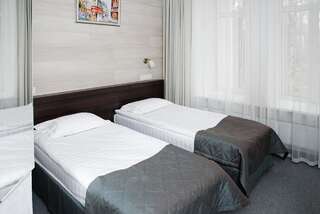 Отель Чайка Гостиничный комплекс Караганда Улучшенный двухместный номер с 1 кроватью или 2 отдельными кроватями-1